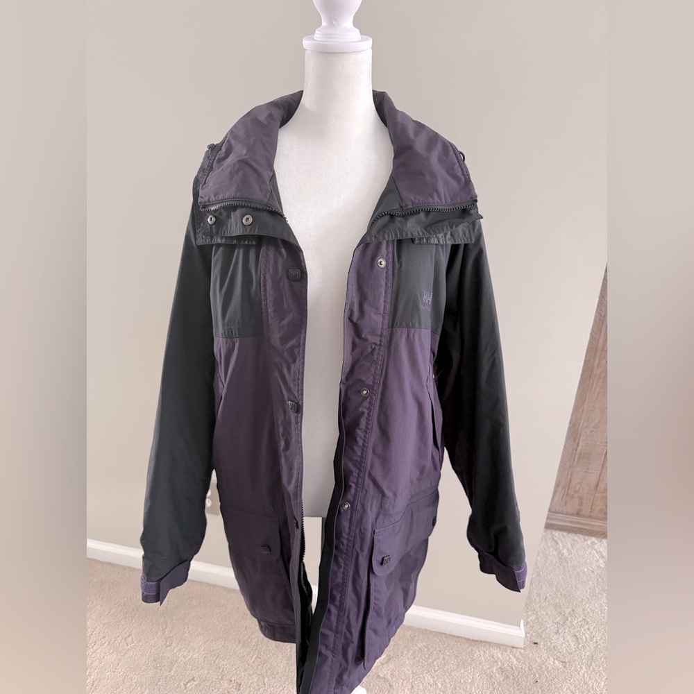 Helly Hansen Women's Black and Purple Waterproof Winter Jacket with Hood -EUC